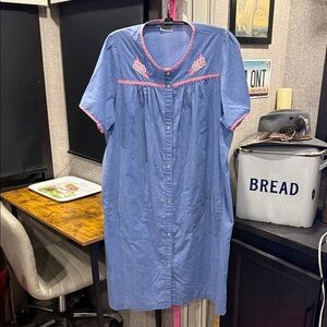 Vintage Blue Button-Up coastal grandma night Dress with Pink Embroidery XL